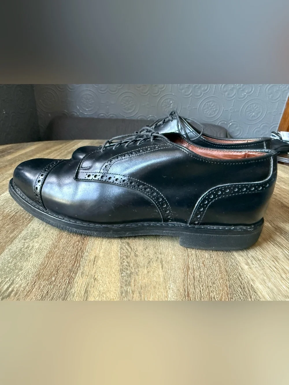 Allen Edmonds Benton Black Leather Cap Toe Blucher Derby Dress Shoes